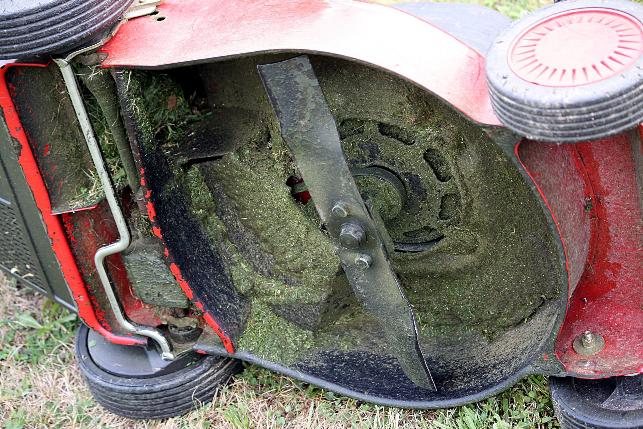 How To Sharpen Lawn Mower Blades The Ultimate Guide