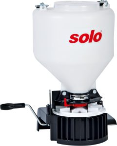 Solo hand spreader.